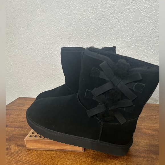 Koolaburra Black Winter Boots with Bow Accents - Picture 3 of 4
